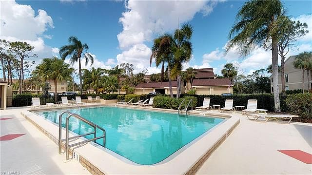 1st image of 5347 Fox Hollow Dr #302