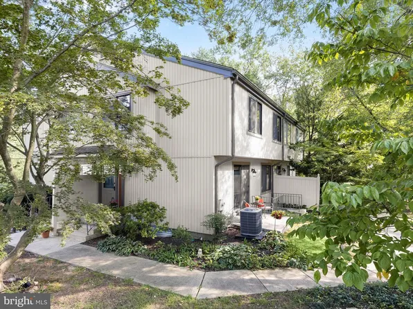 46 Eastford Ct #16-46, Parkville, MD 21234