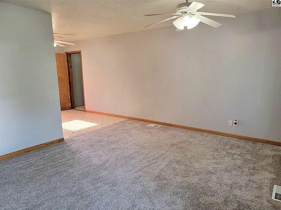 2nd image of 39 Halsey Dr