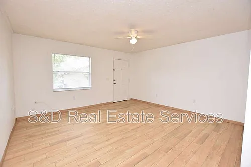 613 Robin Rd #5 Photo 1 613 Robin Rd #5 Photo 1