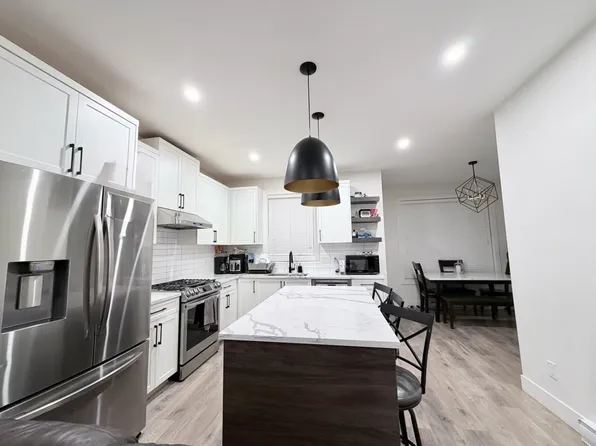 27640 Lantern Ave #12, Abbotsford, BC V4X 0C3