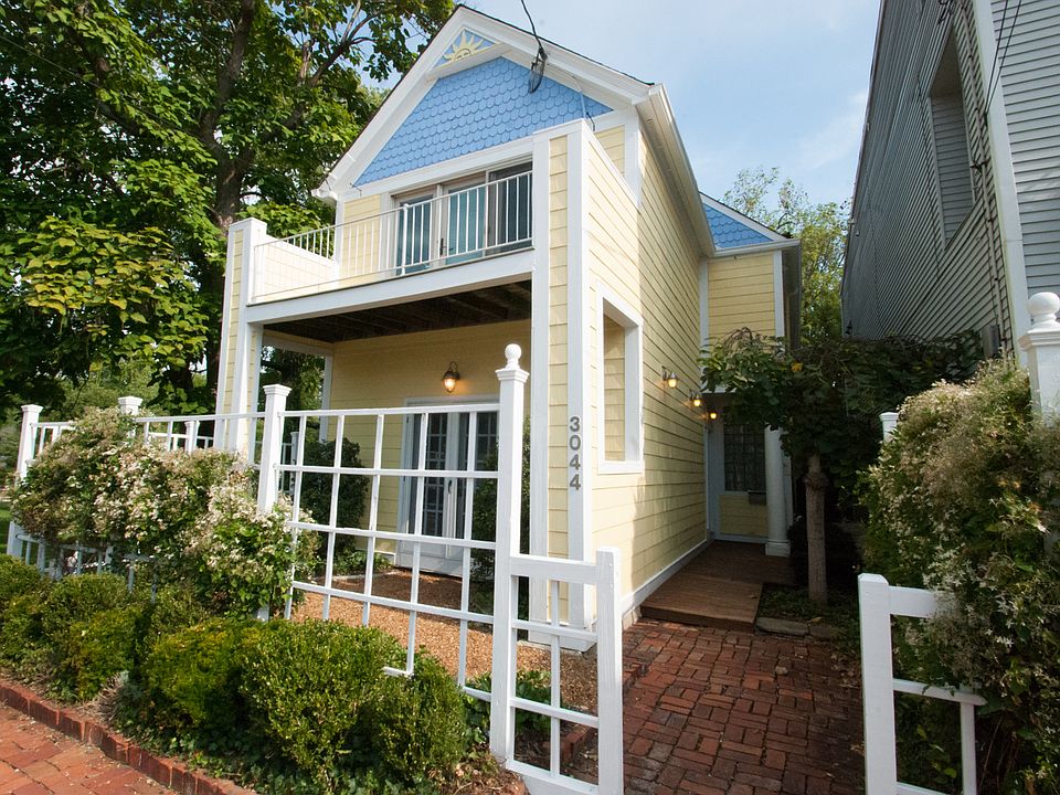 2nd image of 3044 Ononta Ave
