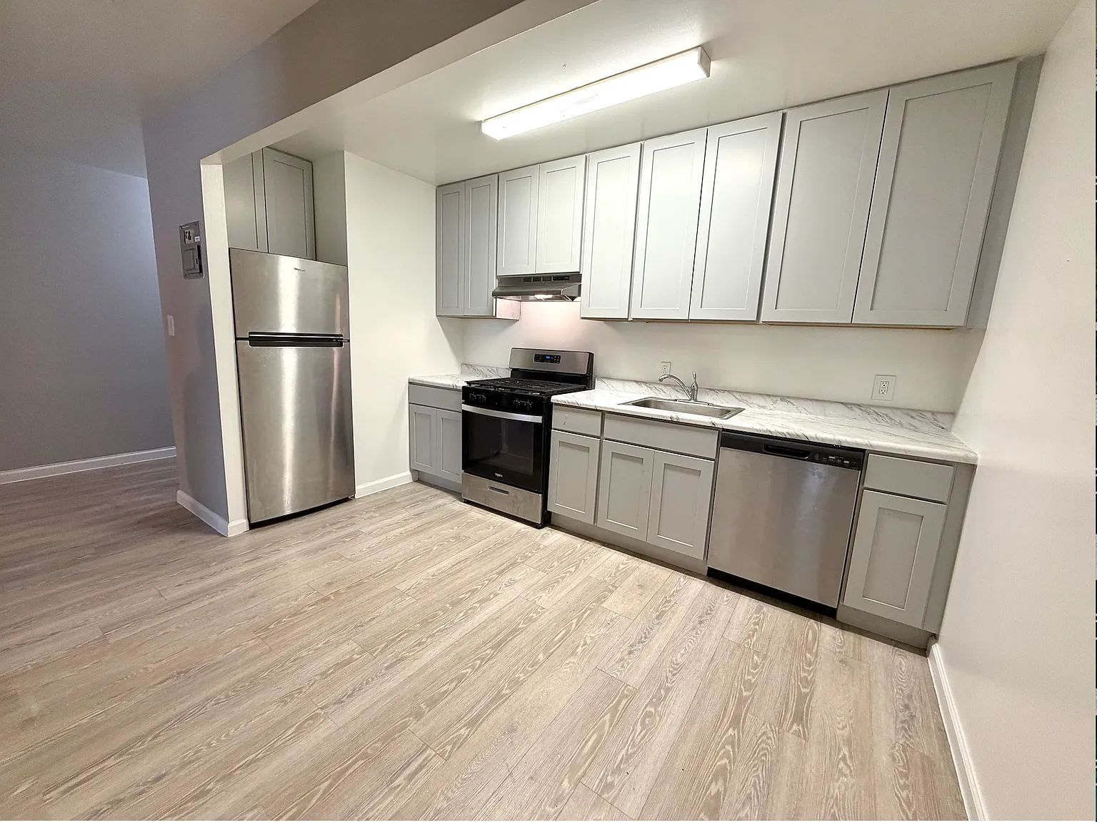 535 West 51st Street — Photo 3