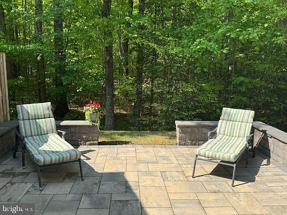 2nd image of 336 Colony Point Pl
