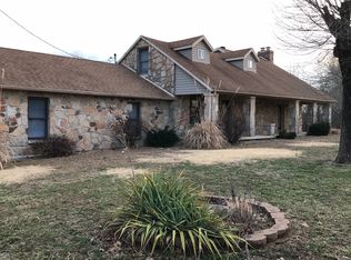 7307 Tanner Bridge Rd, Jefferson City, MO 65101