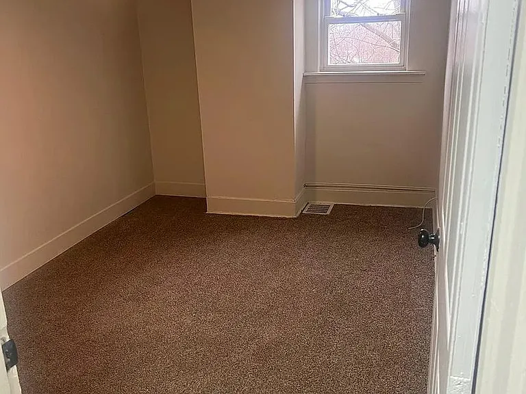 2917 Shadeland Ave — Photo 7