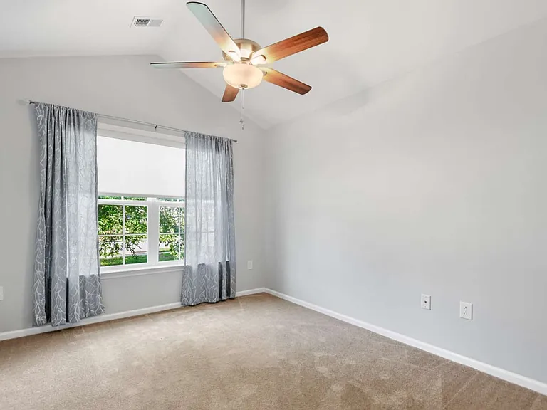 3368 Kinross Ct — Photo 6