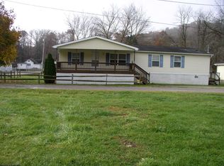 11 Parkland St, Rachel, WV 26587