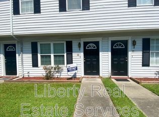 1100 Pineland Ave APT 1B, Hinesville, GA 31313