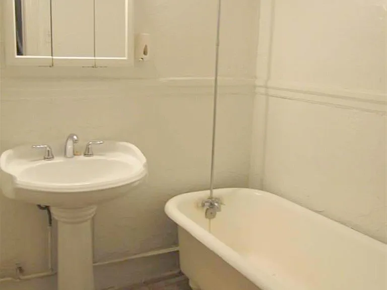 18 Centre St #1 — Photo 7