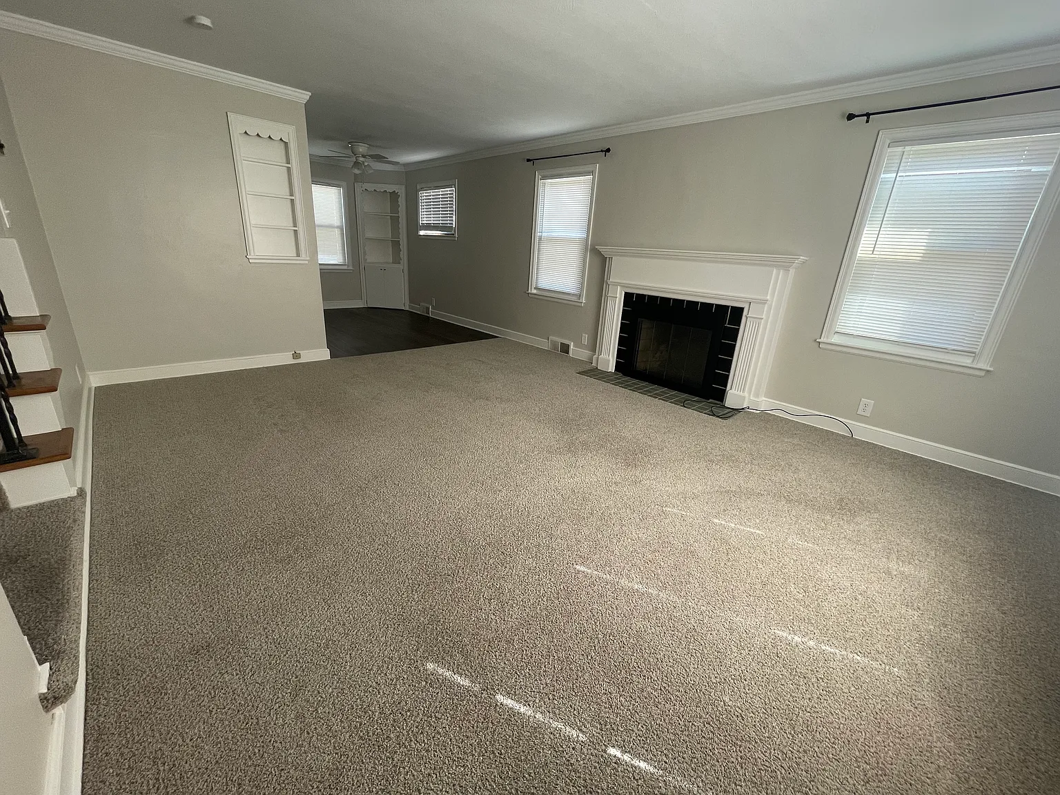 2 bed, 1100 sqft, $1,000 — Photo 3