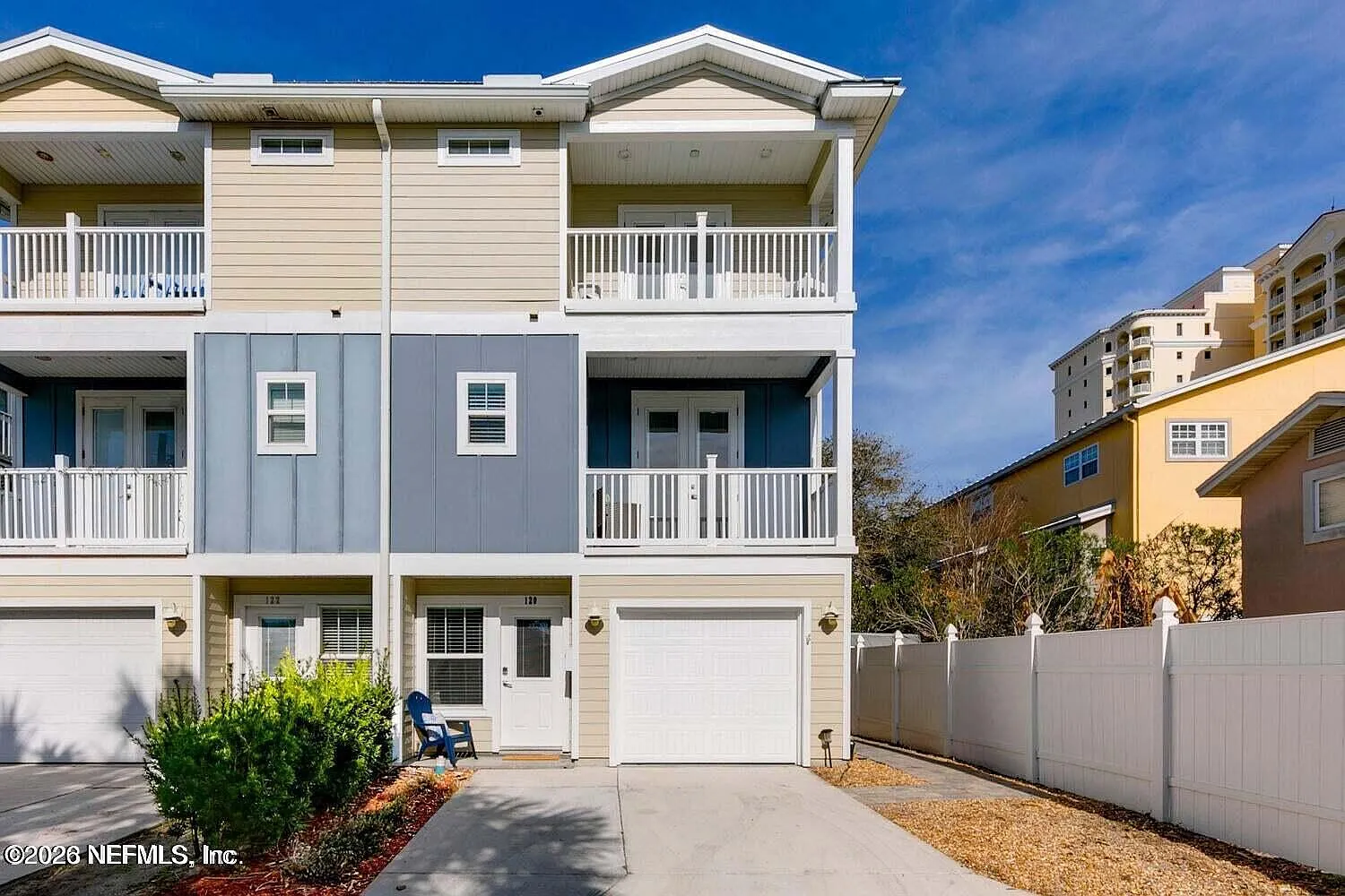 3 bed, 3.5 bath, 1554 sqft, $4,500 — Photo 3
