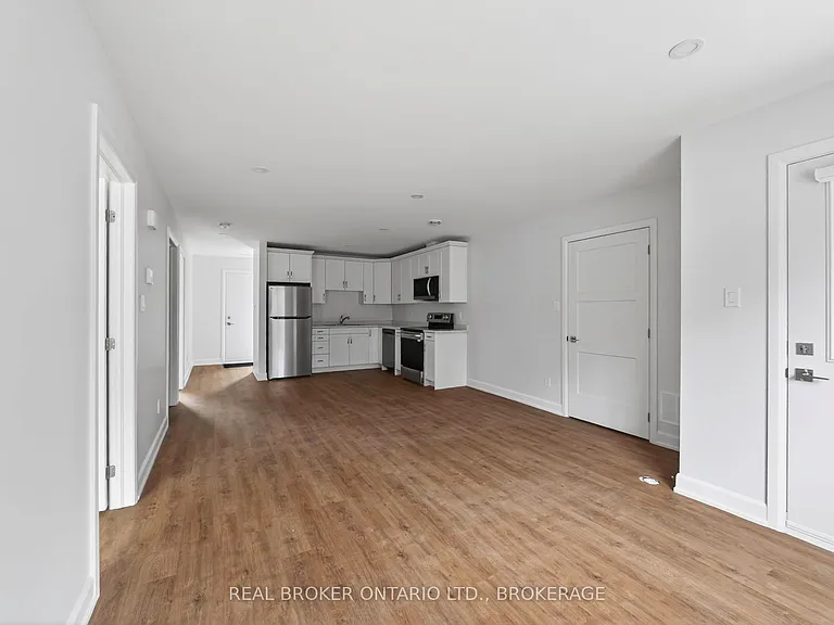 600 2nd St E #7B — Photo 22
