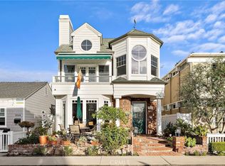 302 Ruby Ave, Newport Beach, CA 92662
