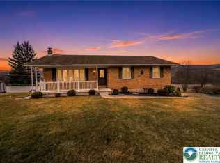 55 Maple Ave, Lehighton, PA 18235