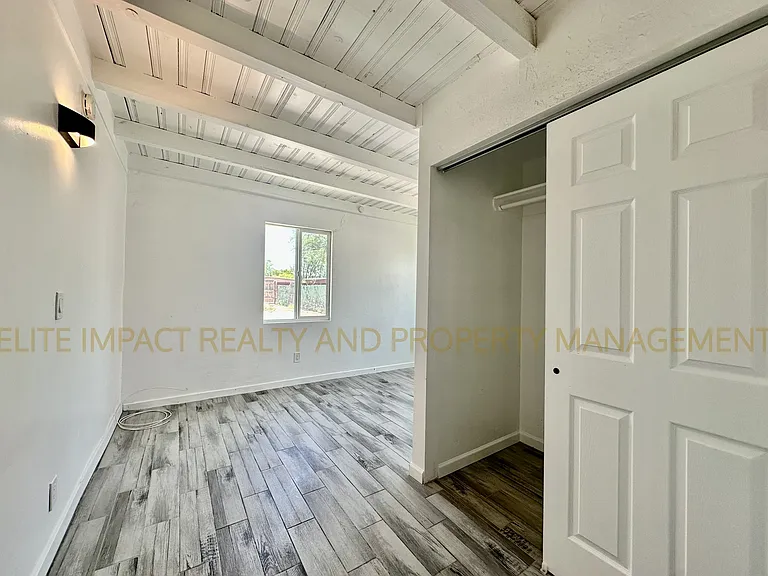 1012 N Grande Ave #1 — Photo 7