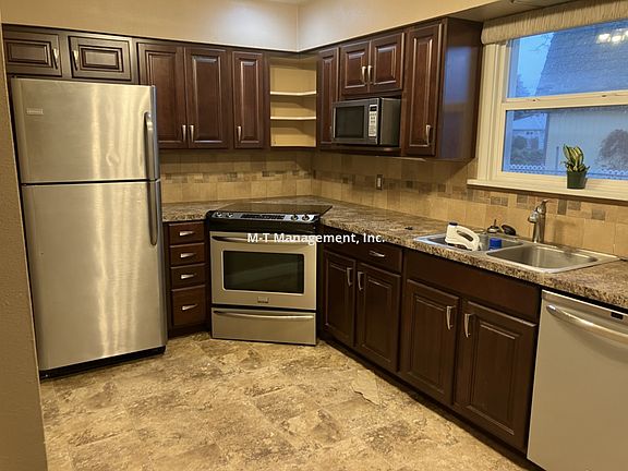 4th image of 118 N McDonald Rd