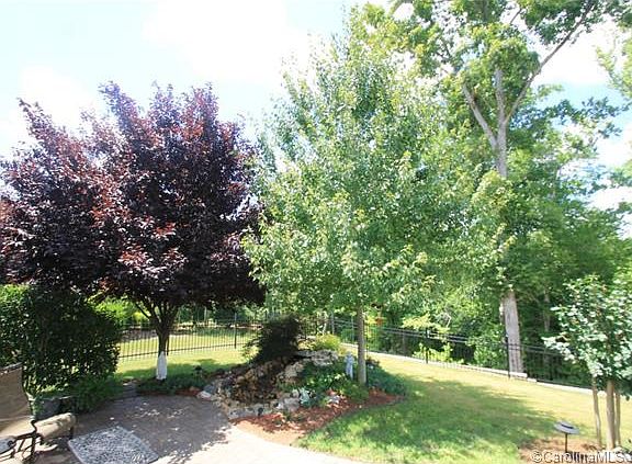 2nd image of 7258 Shenandoah Dr
