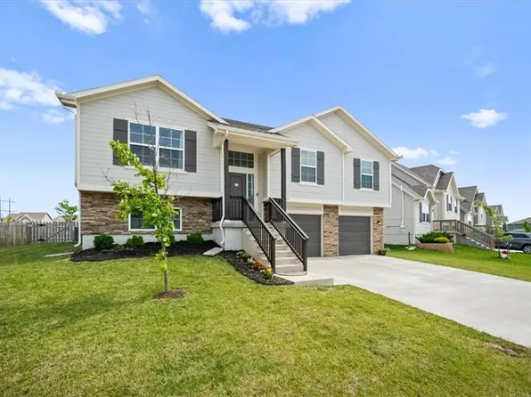723 Connor St, Belton, MO 64012