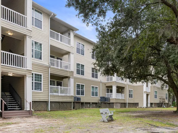700 Daniel Ellis Dr APT 8306, Charleston, SC 29412