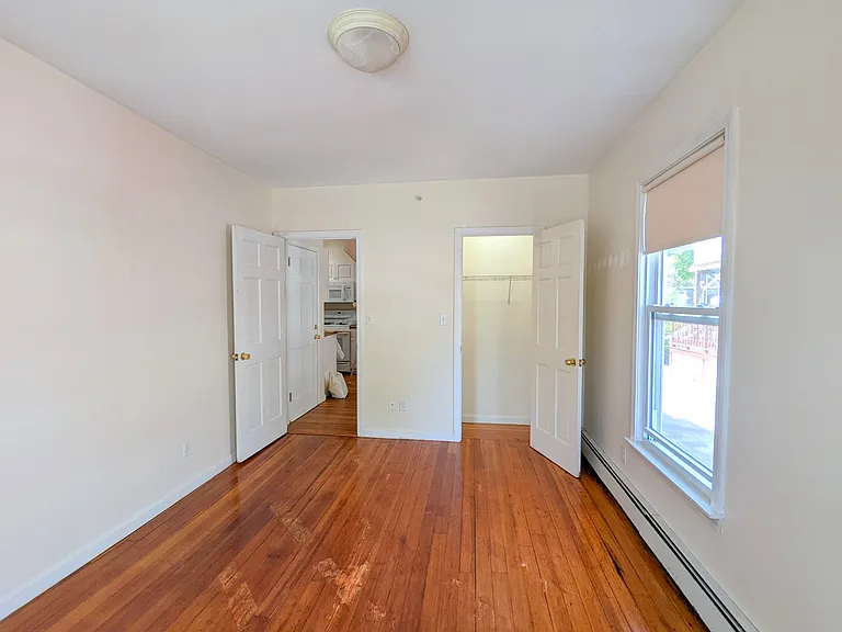 57 Locke St — Photo 7