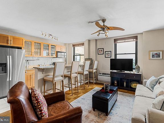 4th image of 2601 Pennsylvania Ave APT 1242