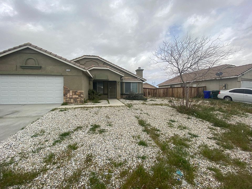 1st image of 15486 Guava Way