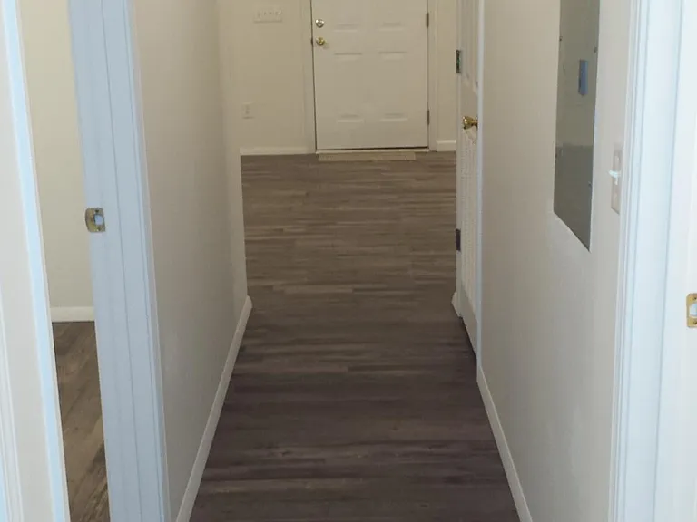 137 Rockyreef Cir — Photo 52