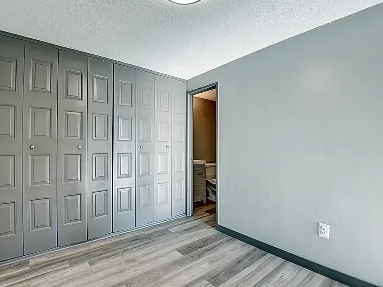 263 Kensington Ave #25 — Photo 6