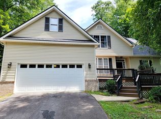 4501 Cove Loop Rd, Hendersonville, NC 28739