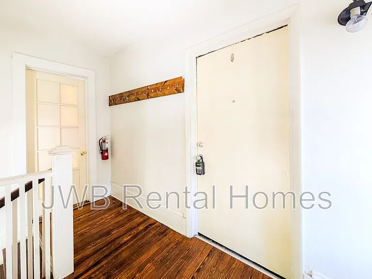 2022 Dellwood Ave #2 — Photo 13
