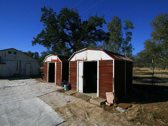metal storage sheds