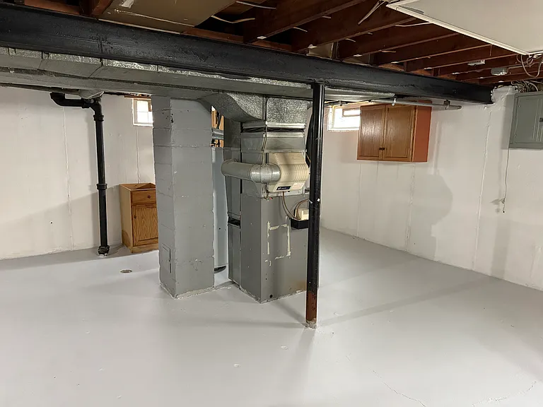 1303 Wilson Ave — Photo 15