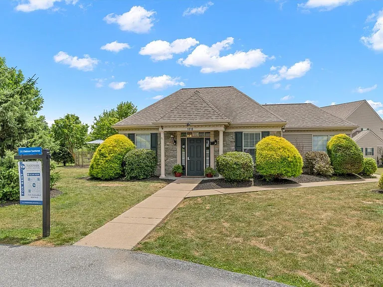 35 Covington Ct — Photo 9