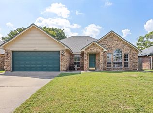 6845 Hadley Dr, North Richland Hills, TX 76182