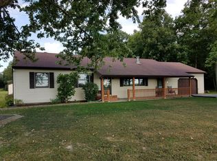 9348 Walker Rd, Plainview, IL 62685