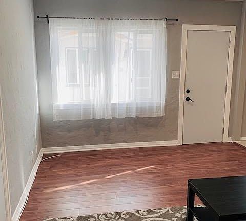 4th image of 2122 20th St APT A