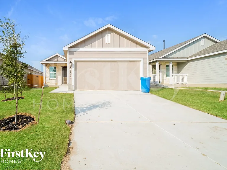 10783 Prusiner Dr — Photo 1