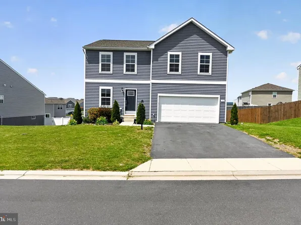 38 Wigeon Ct, Bunker Hill, WV 25413