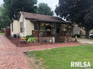 449 N Avenue B, Canton, IL 61520