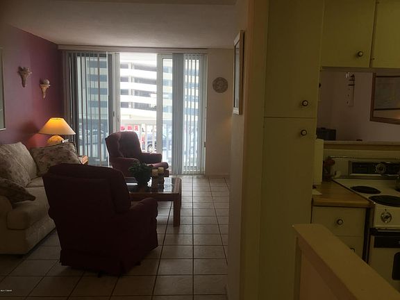 5th image of 2800 N Atlantic Ave APT 208
