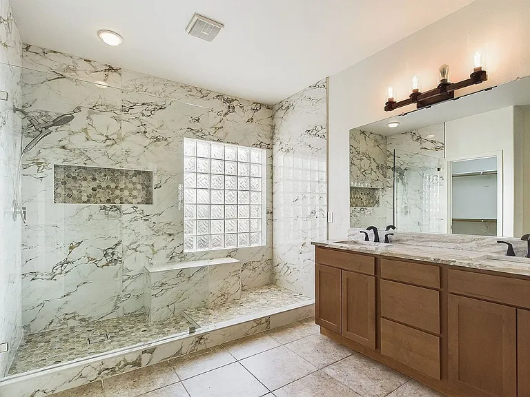 2209 W Red Range Way — Photo 4