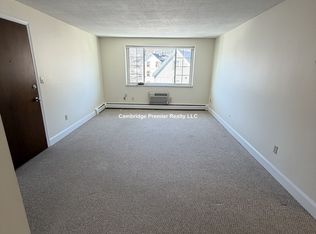 2 Brattle Dr APT 11, Arlington, MA 02474