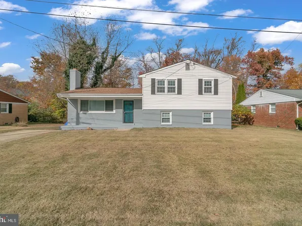 5 Maple St, Indian Head, MD 20640