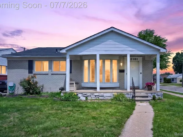 18181 Buckhannon St, Roseville, MI 48066