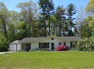 83 Brook Cir, Hanover, MA 02339