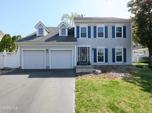 26 Society Hill Way, Tinton Falls, NJ 07724