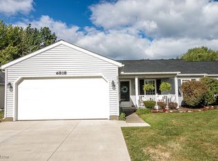 6818 Fireside Ct, Mentor, OH 44060