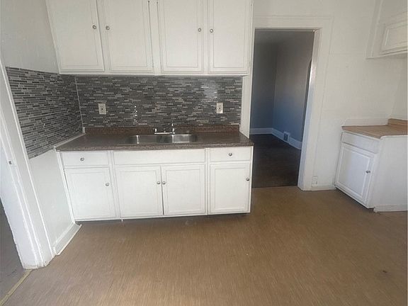 5th image of 13811 Horner Ave