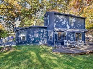 7 West St, Melrose, MA 02176